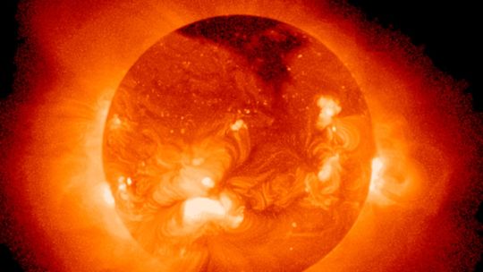 hallaron-la-zona-donde-se-gestaria-el-campo-magnetico-que-gobierna-el-ciclo-del-sol