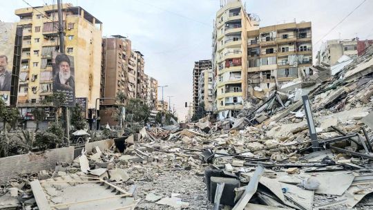 un-mes-de-guerra:-despliegue-de-tropas-en-terreno-y-la-“batalla-informativa”-en-redes