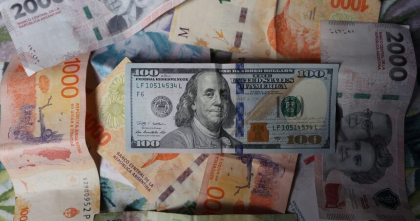 el-gobierno-busca-un-nuevo-equilibrio-entre-el-dolar-y-las-tasas-para-reactivar-el-credito