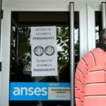 el-gobierno-confirmo-que-en-abril-otorgara-el-bono-de-$70.000-a-jubilados-y-pensionados