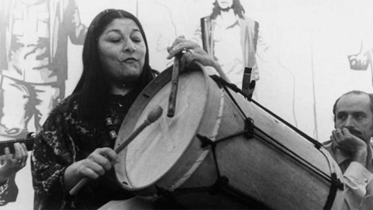 araceli-matus-pidio-la-renuncia-del-coordinador-de-radio-nacional-tucuman-tras-insultos-a-mercedes-sosa
