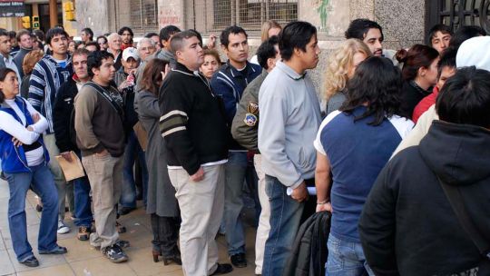el-bolsillo-manda:-el-54-%-de-los-argentinos-desaprueba-la-gestion-del-gobierno-nacional