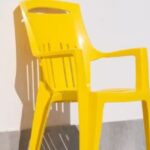 la-silla-monobloc:-como-un-objeto-cotidiano-se-convirtio-en-el-mueble-mas-usado-del-mundo