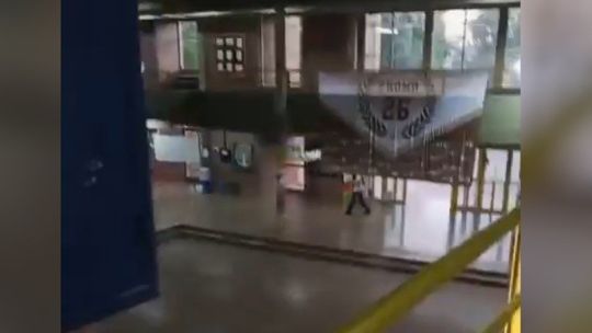 un-adolescente-entro-armado-a-una-escuela-de-santa-fe-y-mato-a-un-companero-de-13-anos