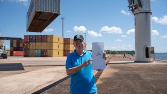 impacto-en-las-provincias:-passalacqua-firmo-el-llamado-a-licitacion-para-la-concesion-del-puerto-de-posadas