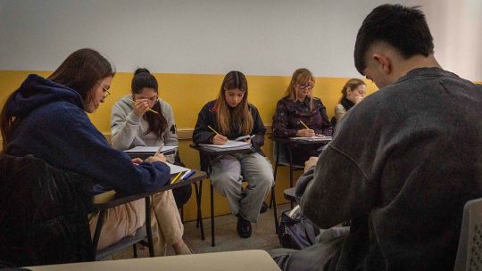 cursos-de-ingles-para-ninos-y-adolescentes:-como-inscribirse-en-el-centro-universitario-de-idiomas-de-la-uba