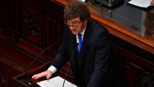 la-chiquilinada-de-monetizar-la-presidencia