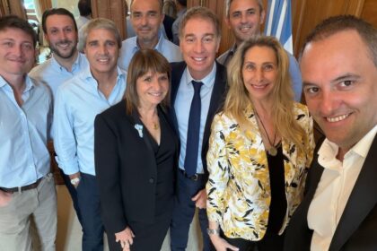 reunion-de-la-mesa-politica:-otra-ratificacion-para-adorni-y-la-decision-de-apurar-la-agenda-legislativa
