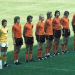 el-legado-tactico-de-la-naranja-mecanica:-la-revolucion-del-futbol-total-que-transformo-el-juego
