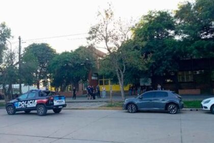 el-portero-que-redujo-al-tirador-en-la-escuela-de-san-cristobal:-“me-apunto-pero-no-alcanzo-a-gatillar”