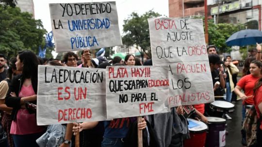 para-la-justicia,-el-decreto-de-javier-milei-es-“inaplicable”-y-el-gobierno-debe-cumplir-la-ley-de-financiamiento-universitario