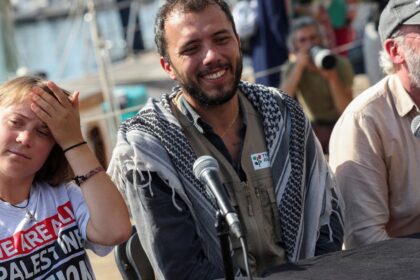 denuncian-que-detuvieron-en-aeroparque-a-thiago-avila,-un-activista-de-la-tropilla-humanitaria-que-busca-romper-el-bloqueo-en-gaza