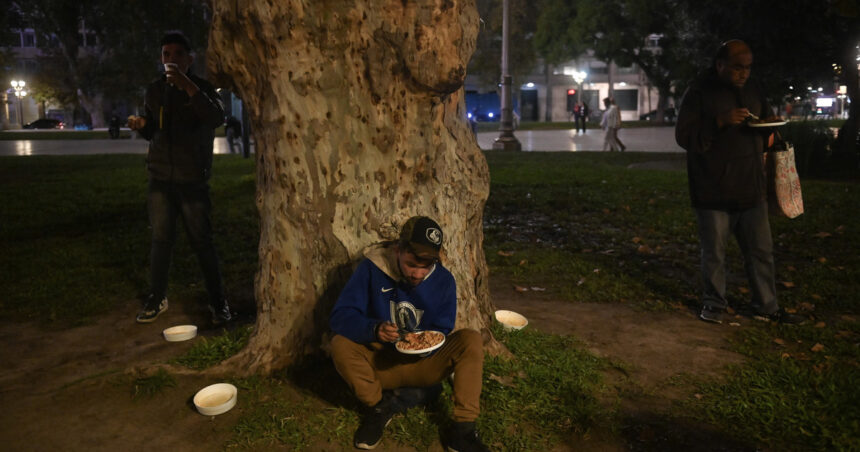 una-por-una,-cuales-son-las-ciudades-con-pobreza-mas-alta-segun-el-indec