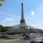 un-pedazo-de-paris-en-el-living-de-tu-casa:-subastan-un-tramo-historico-de-la-torre-eiffel-para-coleccionistas