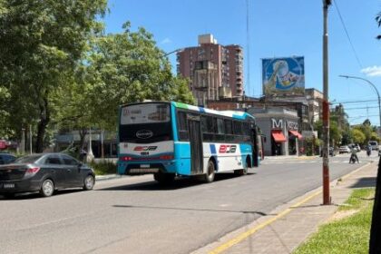 crisis-en-el-transporte:-suspenden-el-servicio-nocturno-y-el-gobierno-apunta-contra-ersa