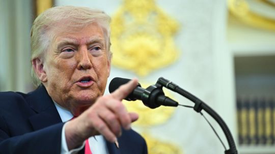 trump-casi-enloquece-en-sus-amenazas-a-iran:-“malditos-locos,-ya-veran!-alabado-sea-ala”