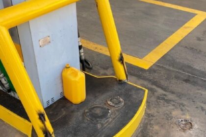 tragedia-en-paraguay-|-una-nina-de-3-anos-murio-aplastada-por-una-estructura-en-una-estacion-de-servicio