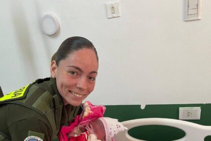 asistieron-a-una-mujer-con-trabajo-de-parto-en-el-paso-fronterizo