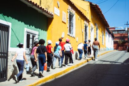 reabre-en-petare-la-escuela-de-teatro-musical-con-formacion-escenica-para-ninos-y-jovenes