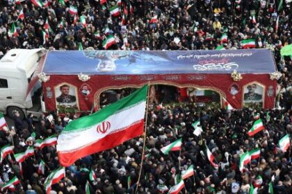 iran-advierte-a-trump-que-un-ataque-contra-las-centrales-electricas-representaria-un-crimen-de-guerra