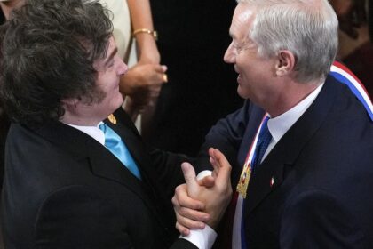 llego-kast-y-lo-recibe-milei-en-medio-de-la-incomoda-fuga-del-guerrillero-que-reclaman-en-chile