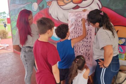 “mejor-es-jugar”:-ninos,-arte-y-comunidad-en-una-jornada-especial-de-pascuas-en-el-parque-de-las-fiestas-de-posadas