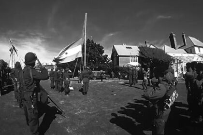 malvinas-en-primera-persona:-del-frente-de-batalla-a-las-vidas-que-reconstruyeron-los-veteranos