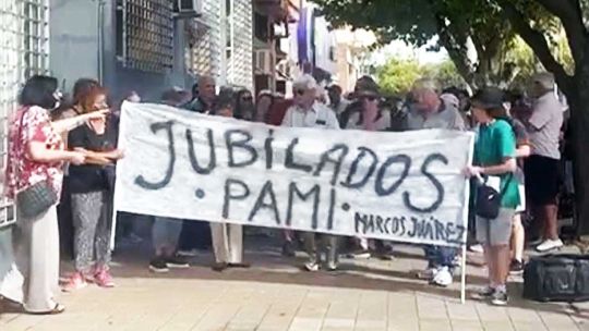 “las-clinicas-estan-al-limite”:-advierten-riesgo-de-cierres-por-la-deuda-y-los-cambios-del-pami-en-cordoba