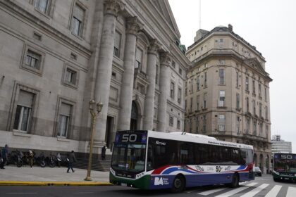 nueva-denuncia-penal-contra-funcionarios-de-luis-“toto”-caputo-por-los-creditos-hipotecarios:-hasta-us$300.000-para-comprarse-una-segunda-casa