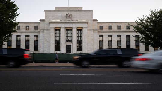 “toda-esta-locura-de-aumento-de-tasas-de-interes-sumio-a-la-economia-americana-en-un-pozo-complicado”