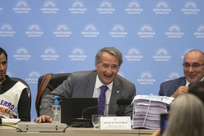 diputados-|-el-oficialismo-pidio-sesionar-este-miercoles-la-reforma-de-la-ley-de-glaciares