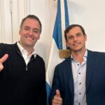cada-vez-mas-complicado:-manuel-adorni-inicia-su-estrategia-judicial-para-presentarse-en-comodoro-py