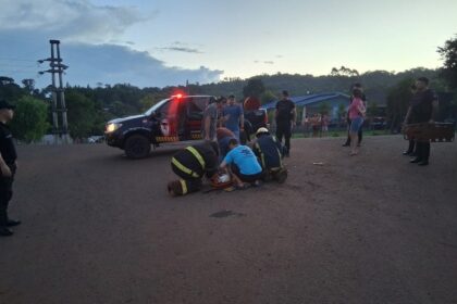 san-antonio-|-una-mujer-embarazada-que-circulaba-en-moto-fue-hospitalizada-tras-ser-embestida-por-un-auto-que-se-dio-a-la-fuga