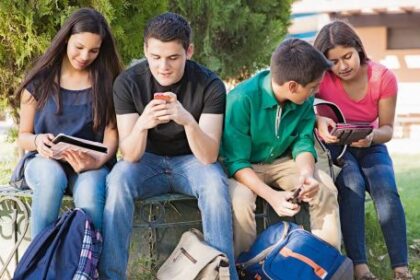 encuesta:-altos-niveles-de-alarma-por-el-uso-de-internet-en-ninos-y-adolescentes-en-la-argentina