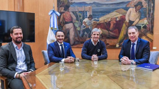 el-gobernador-de-corrientes-en-casa-rosada:-gestiones-con-santilli-y-caputo-por-obras-clave-para-la-provincia