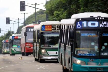 cuenta-dni-lanza-100%-de-ahorro-en-transporte:-como-viajar-gratis-en-colectivos-y-subtes-este-martes