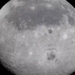 artemis-ii-hizo-historia:-la-mision-de-la-nasa-alcanzo-una-distancia-record-y-sobrevolo-la-cara-oculta-de-la-luna