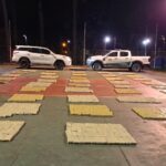 operativo-en-puerto-piray:-frustran-traslado-de-mas-de-una-tonelada-de-droga-y-hallan-vehiculo-con-pedido-de-secuestro