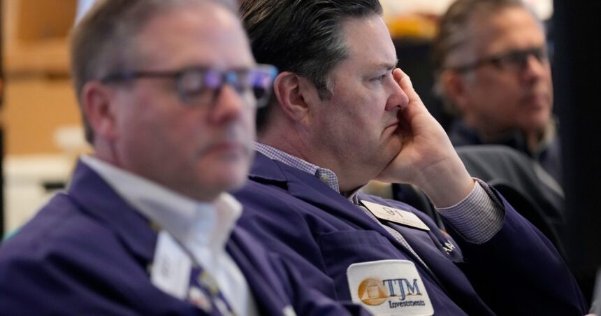trump-extrema-las-condiciones-del-ultimatum-a-iran-y-el-mercado-reacciona-con-bajas:-caen-adrs-y-bonos-argentinos