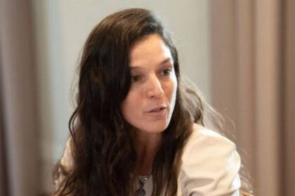 zicavo:-la-ex-funcionaria-de-cuneo-que-recalo-en-la-estructura-del-asesor-caputo