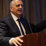 marin,-ceo-de-ypf,-tras-el-congelamiento-de-las-naftas:-“vamos-a-mantener-los-precios-cuando-baje-el-valor-del-barril”