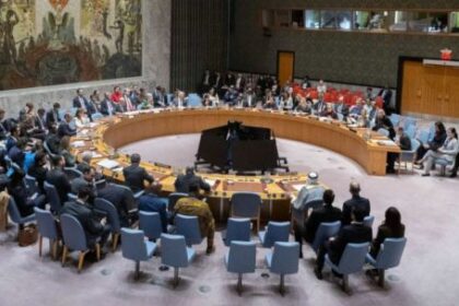 en-la-onu,-rusia-y-china-bloquearon-la-ultima-via-“legal”-para-abrir-el-estrecho-de-ormuz-en-plena-presion-de-trump