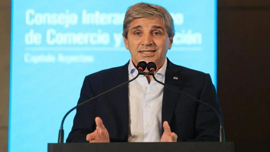luis-caputo-defendio-el-rumbo-economico:-“no-nos-importa-lo-que-diga-la-prensa-ni-la-oposicion”