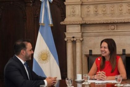 acuerdo-historico:-nacion-transfiere-$40.000-millones-a-corrientes-en-12-cuotas-para-saldar-deuda-con-el-ips
