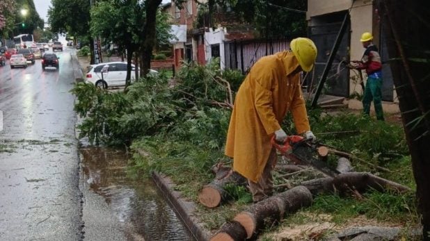 intensas-lluvias-en-misiones-|-en-varias-localidades-cayeron-mas-100-milimetros-en-quince-horas-y-aflojo-el-calor:-como-seguira-el-tiempo-en-los-proximos-dias