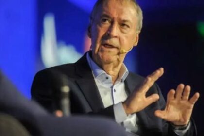schiaretti:-“no-se-puede-acompanar-la-reforma-actual-de-la-ley-de-glaciares”