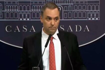 la-escribana-que-certifico-la-compra-del-departamento-de-manuel-adorni-en-caballito-declara-ante-la-justicia