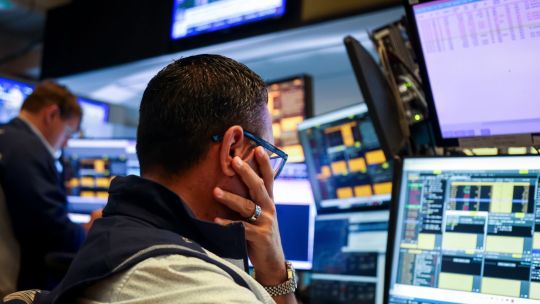 mercados-en-alza-global-tras-la-tregua-con-iran:-tokio-sube-5,4%,-frankfurt-4,8%-y-hong-kong-3,1%