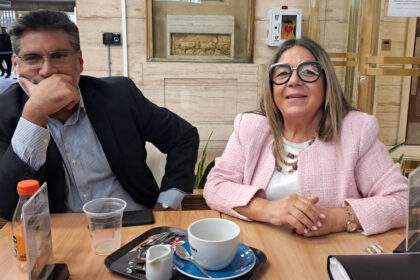 la-escribana-de-manuel-adorni-ya-esta-en-comodoro-py-y-se-prepara-para-declarar-por-los-bienes-del-jefe-de-gabinete