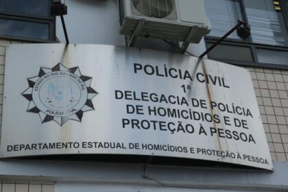 ninos-encontraron-restos-humanos-mientras-jugaban-al-futbol-en-brasil